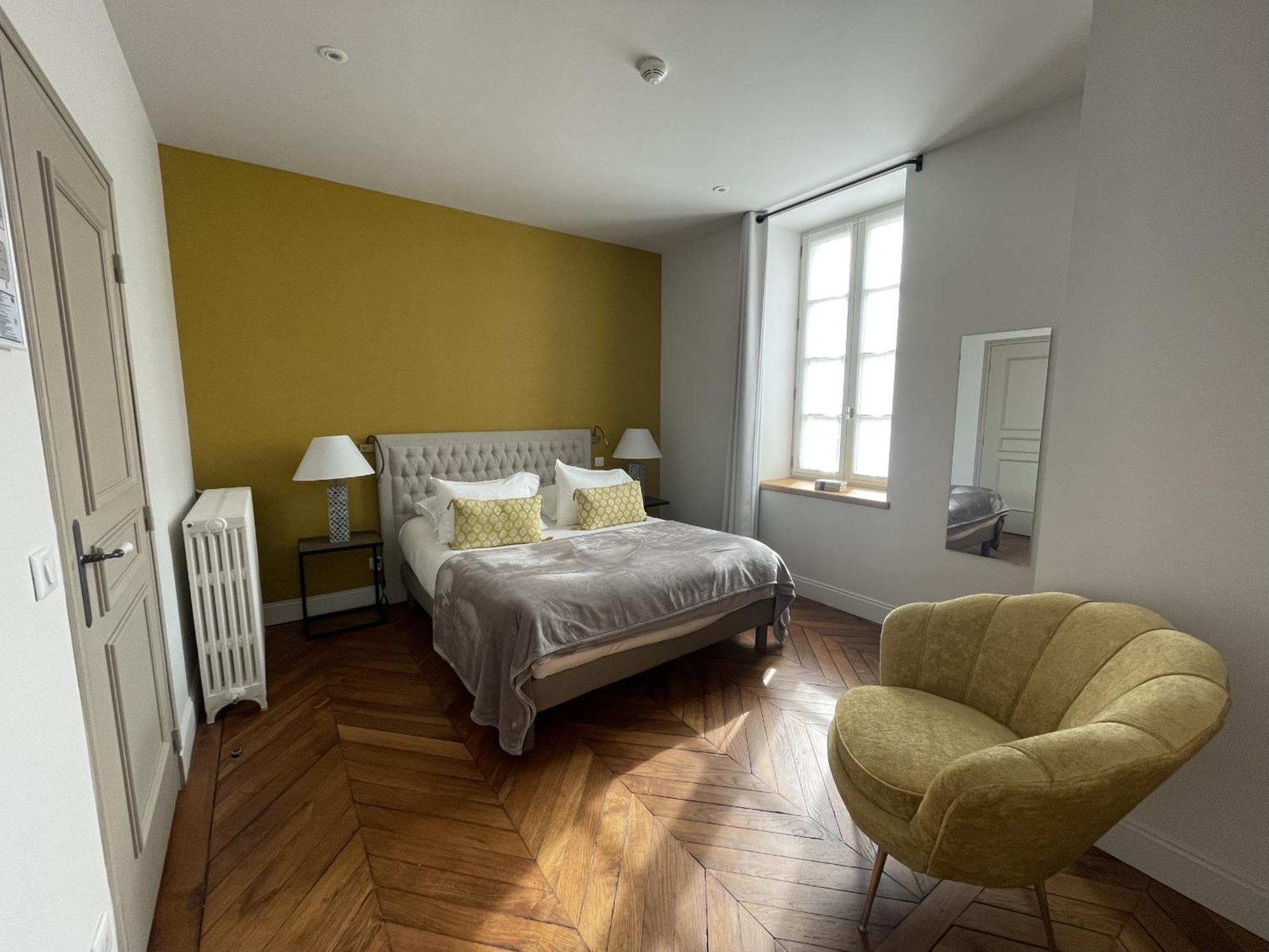 Manoir De Villamont Savigny-lès-Beaune Стая снимка